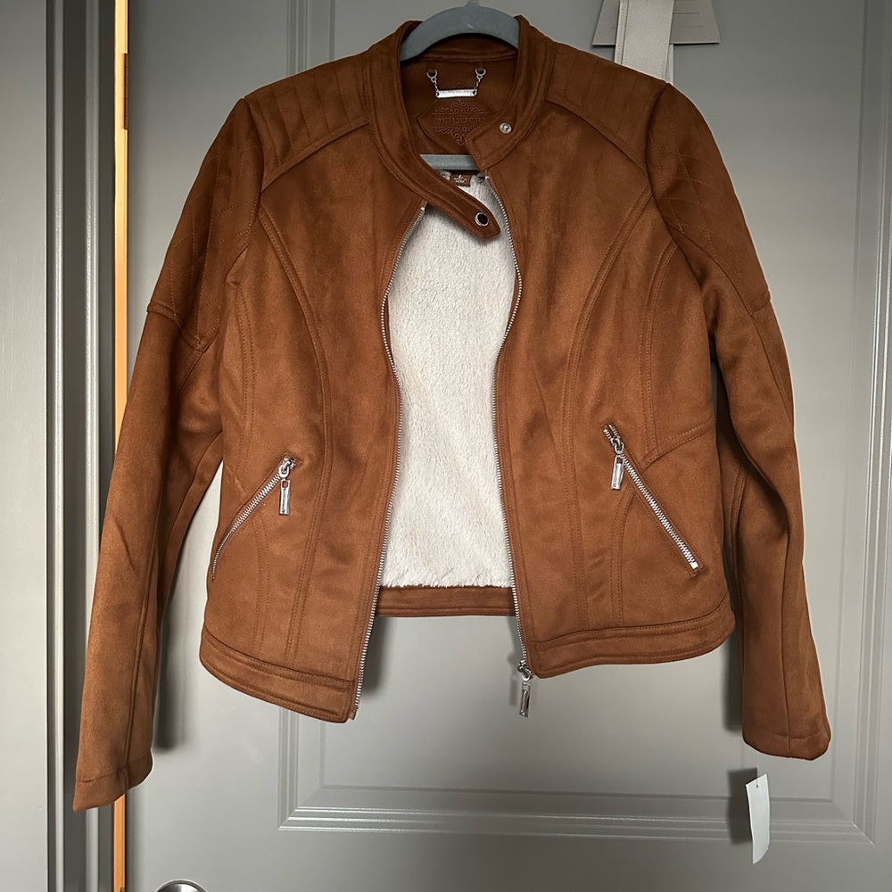 Faux suede tan. Interior lining. - Picture 2 of 10